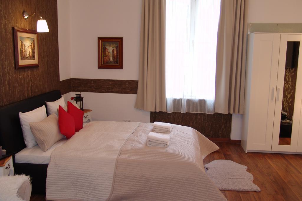 Romantic Centrum Apartman Budapest Bagian luar foto
